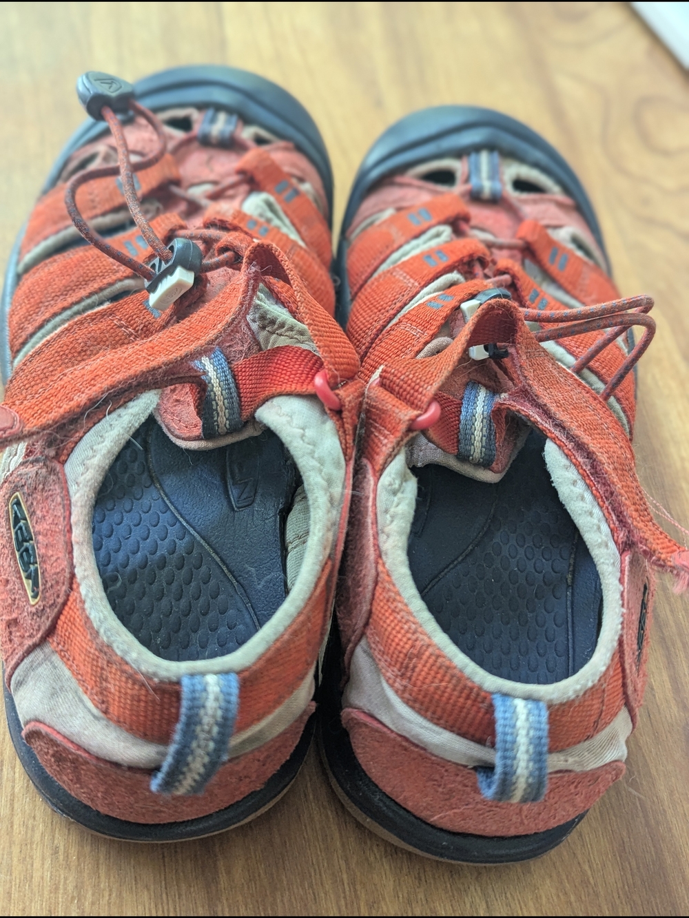 Keens - Reddish Orange Outdoor Closed Toe Hiking Sandals - Picture 2 of 6